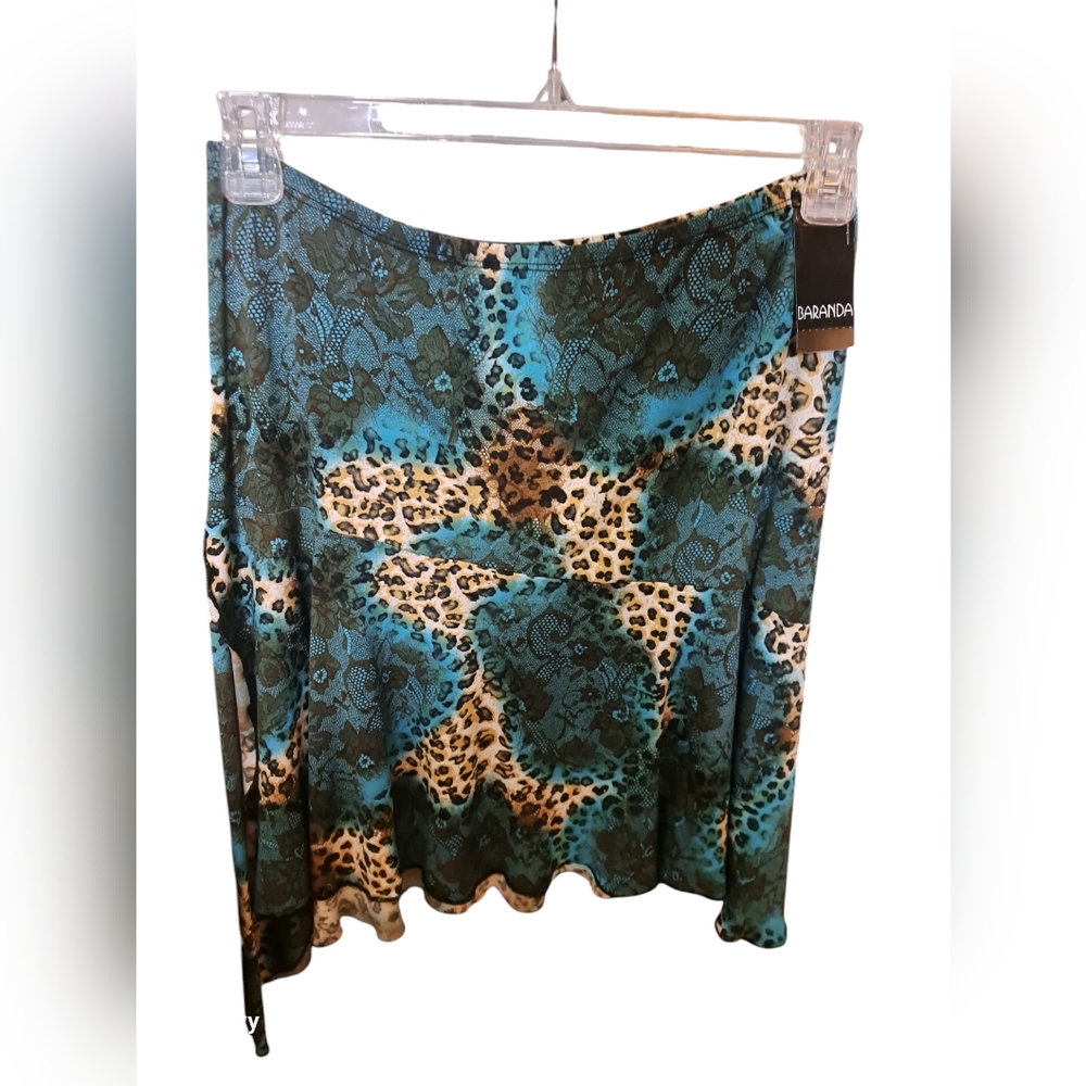 BARANA Skirt Size Medium NWT - Picture 1 of 4